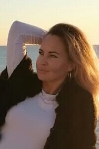 Ryska kvinnor Ana 39år. Ryska kvinnor Ana